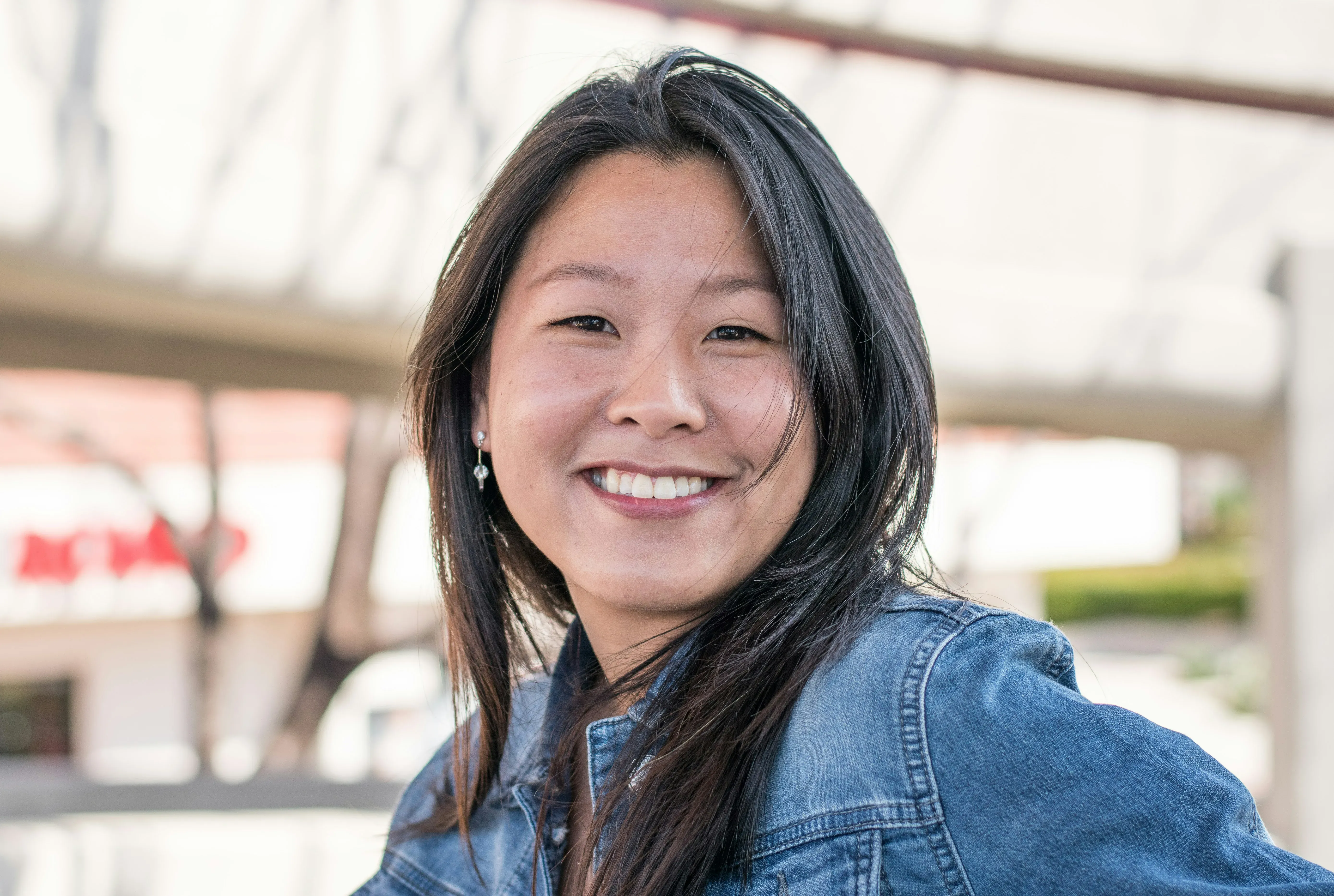 Ana Cruz, Teacher
